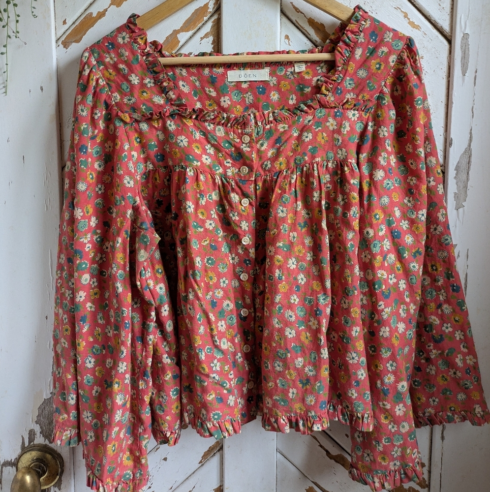 Doen Coral Floral Blouse